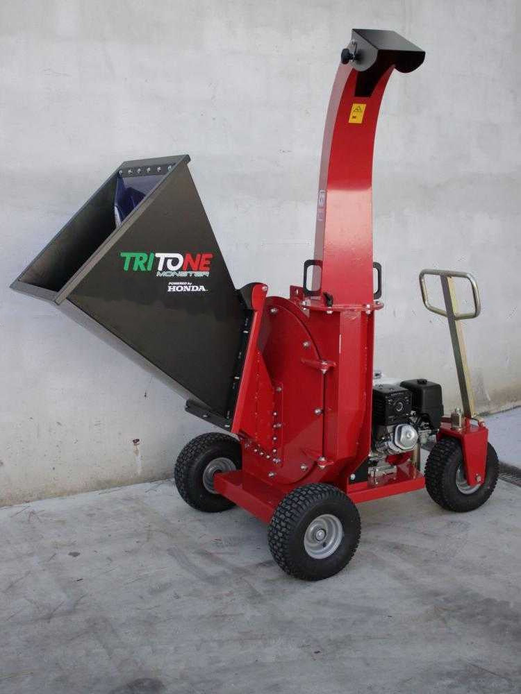 Ceccato Olindo Tritone Monster benzine hakselaar, takken tot 100 mm, detail 1