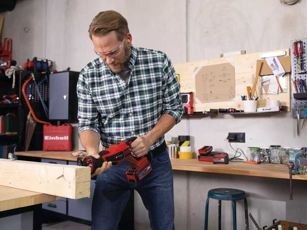 Einhell TP-APP 18/28 Li BL accu reciprozaag, 18 V 2,5 Ah, detail 1