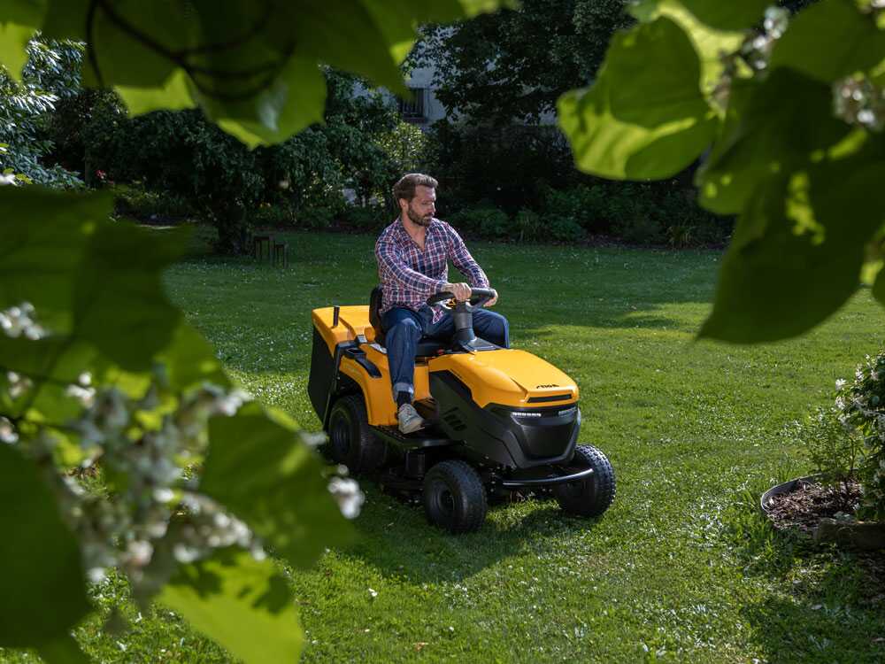 Stiga Estate 384e accu-gazontractor met opvangbak 84 cm, automaat (K612216), detail 1