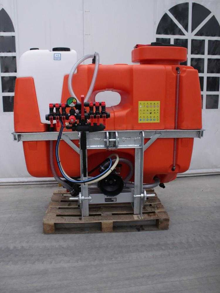 Tornado EMILIA 800/135 onkruidspuit, 800 liter, detail 1