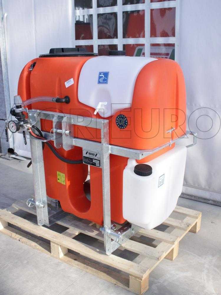 Tornado TOSCANA TO200/41 veldspuit, 200 liter, detail 1