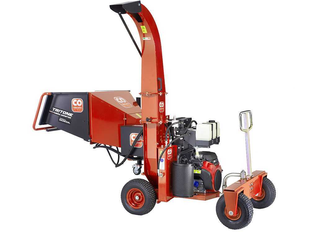 Ceccato Olindo Triton Mega Monster benzine hakselaar, takken tot 150 mm, detail 2