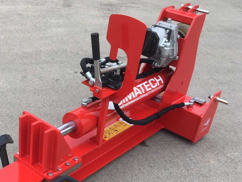 Simatech S350 aftakas houtklover, 35 ton, horizontaal, slag 800 mm, detail 2