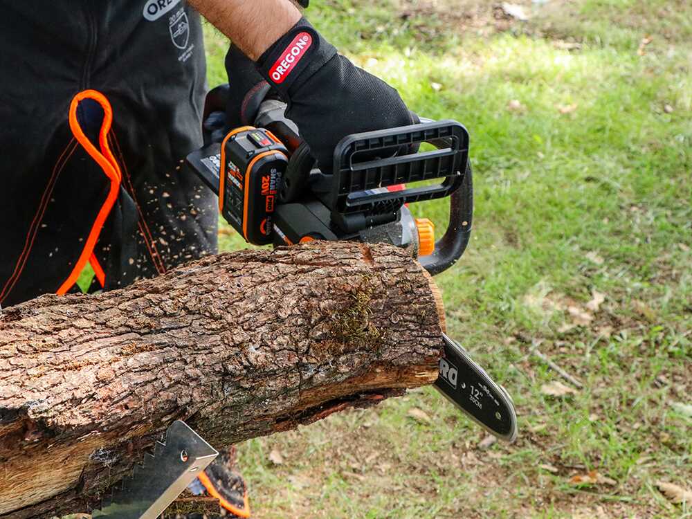Worx Nitro WG350E.9 accu kettingzaag, zwaard 30 cm, 20 V zonder accu, detail 2