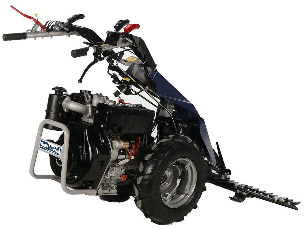 Balkmaaier 120 cm BullMach Chimera 400, 418 cc motor, detail 3