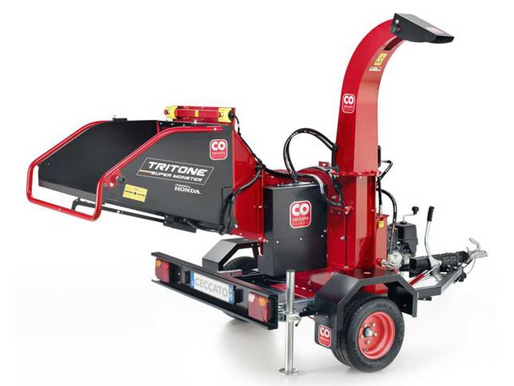 Ceccato Olindo Triton Super Monster benzine hakselaar, takken tot 120 mm, op wielen, detail 3