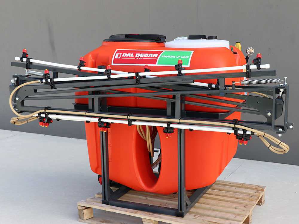 Dal Degan MANDA EXTRA 400 L onkruidspuit, 400 liter, spuitboom 10 m, pomp YP70, detail 3