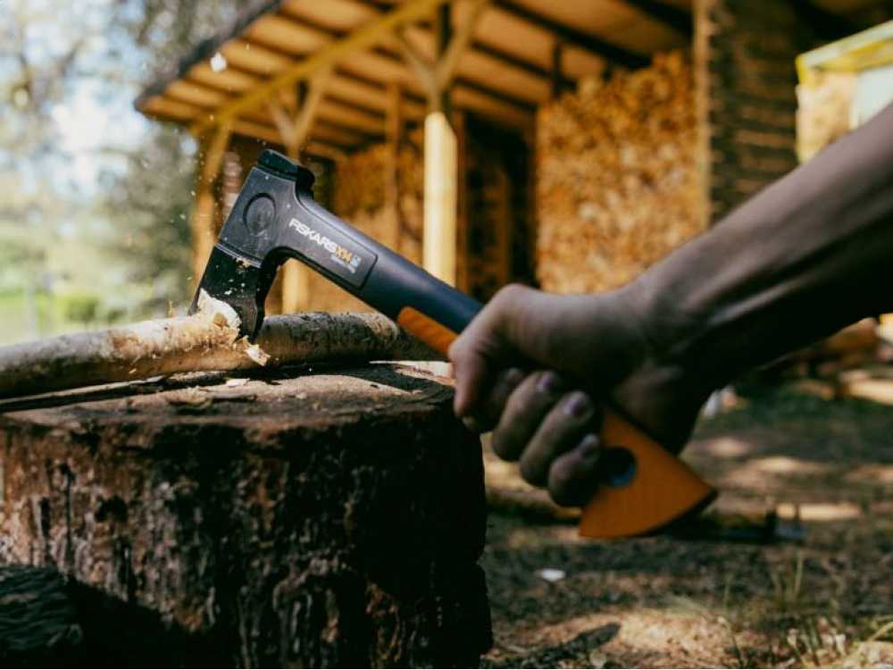 Fiskars X14 bijl, 35,5 cm, blad XS, detail 3