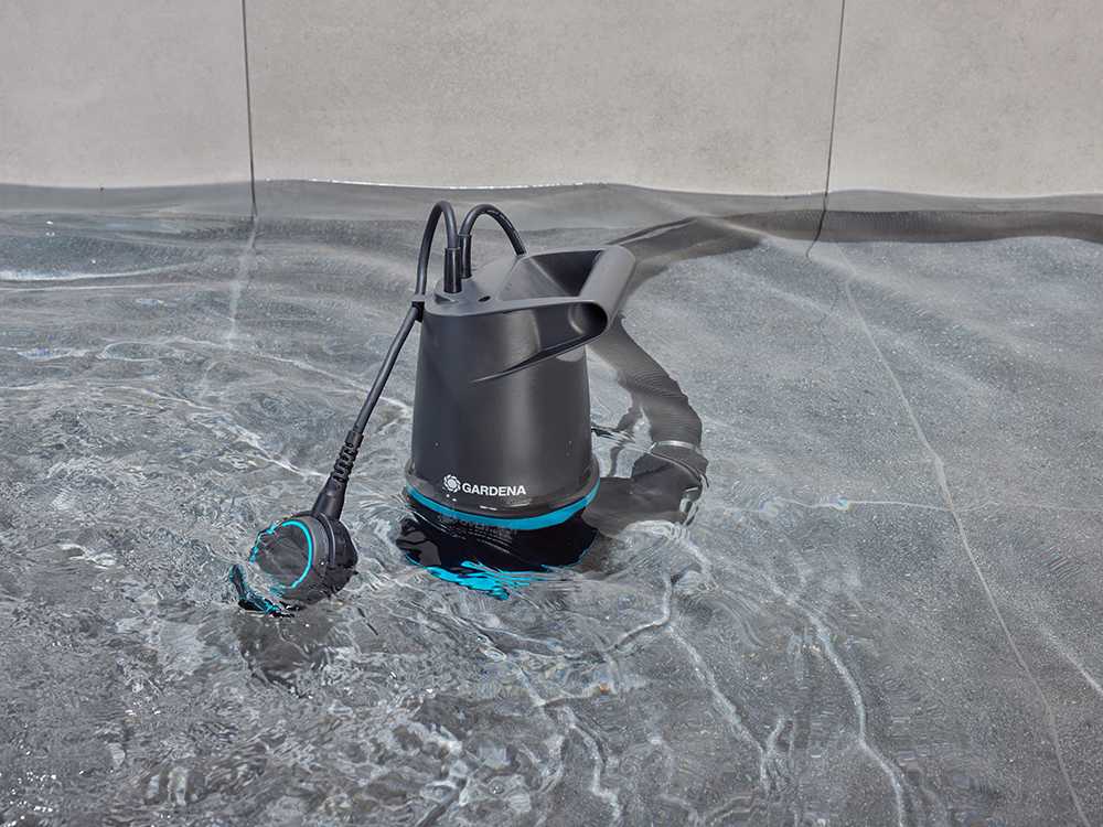Gardena 20000 BASIC dompelpomp voor schoon en vuil water, detail 2