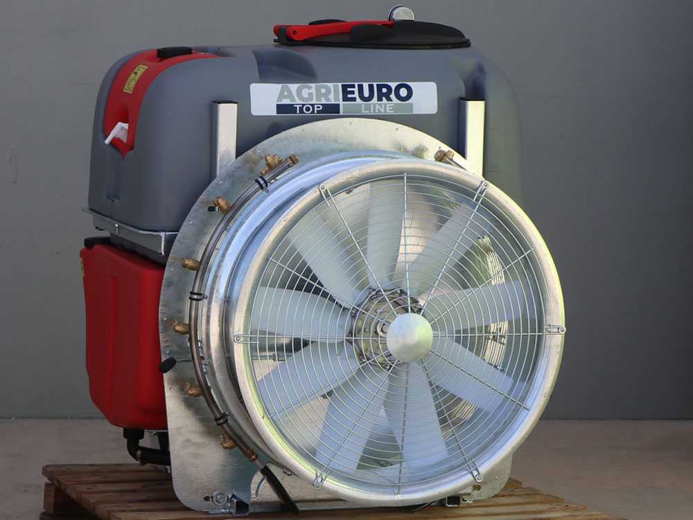 AgriEuro TOP-LINE Gray 300/70 nevelspuit, 300 liter, pomp AR713, detail 3