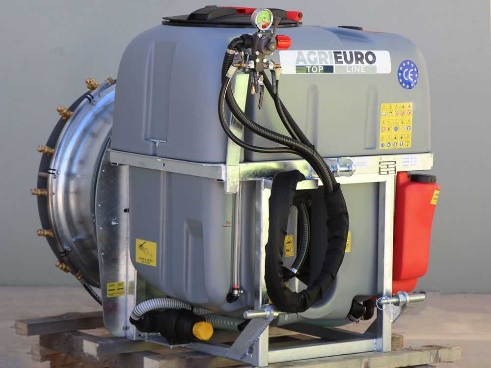 AgriEuro TOP-LINE Gray Reverse 300/70 nevelspuit, 300 liter, pomp AR713, detail 3