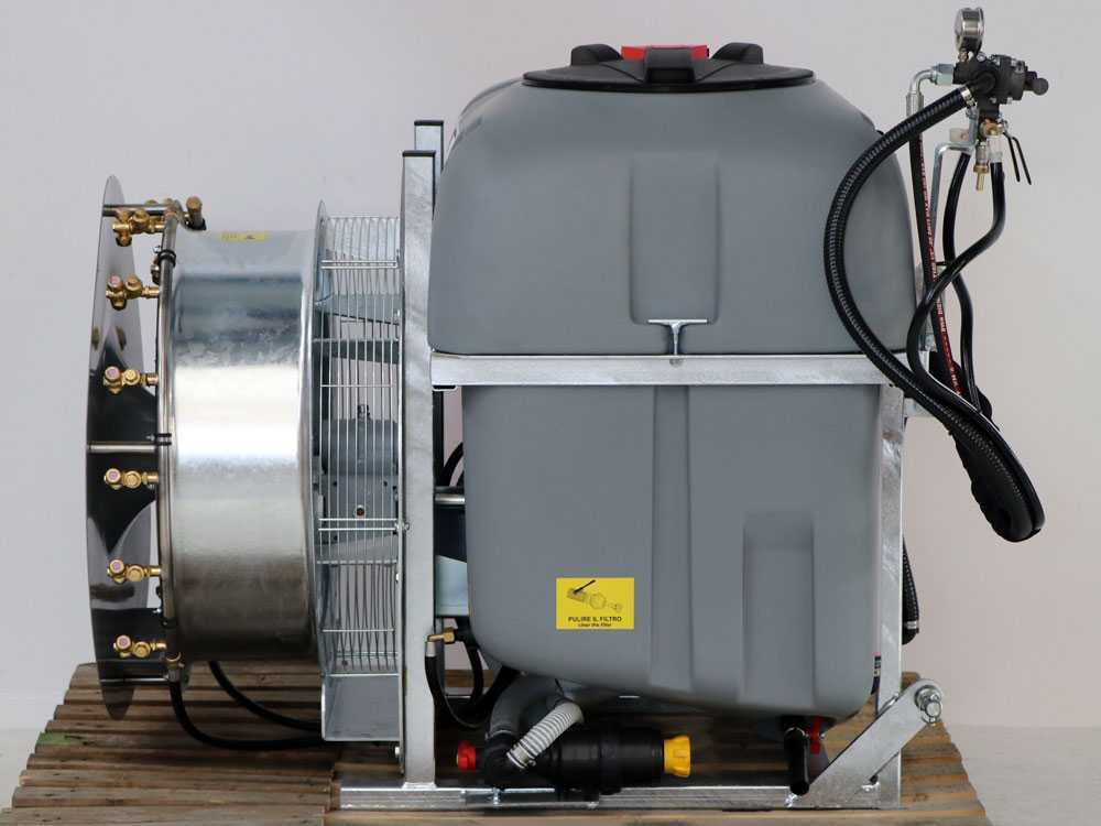 AgriEuro TOP-LINE Gray Reverse 600/70 nevelspuit, 600 liter, pomp AR713, detail 3