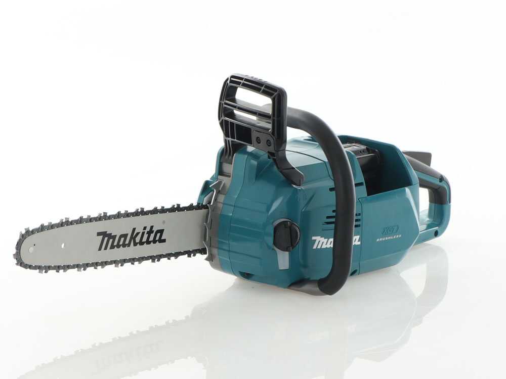 Makita UC011GZ accu kettingzaag, zwaard 35 cm, 40 V 4 Ah zonder accu, detail 3
