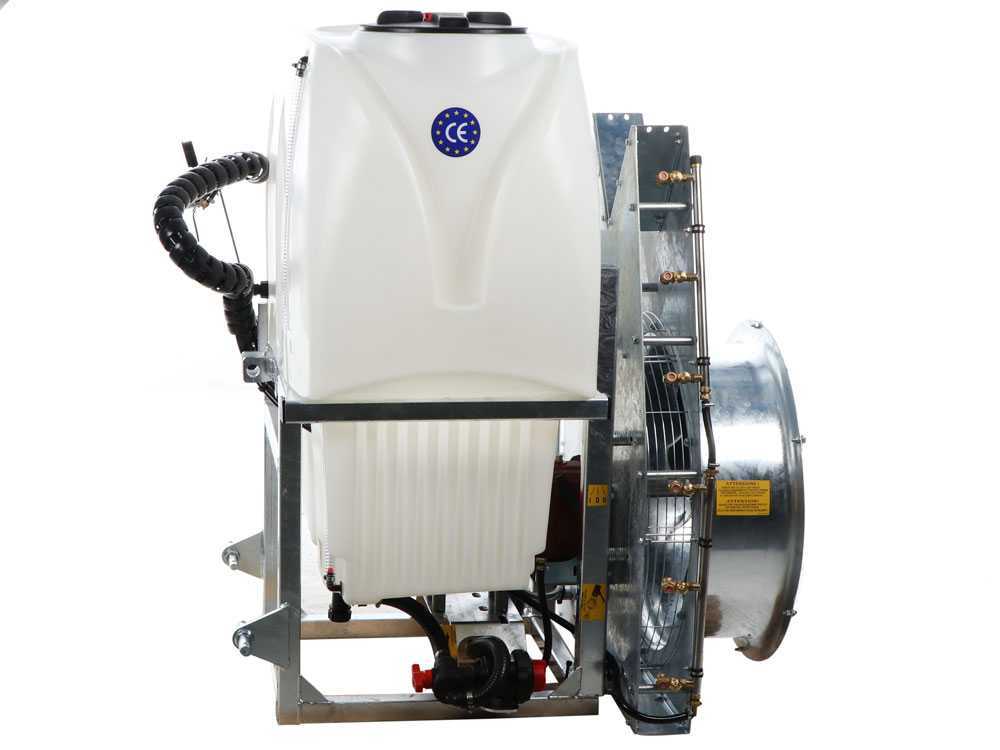 Seven Italy 600 verticale nevelspuit, 600 liter, pomp APS 71, detail 3