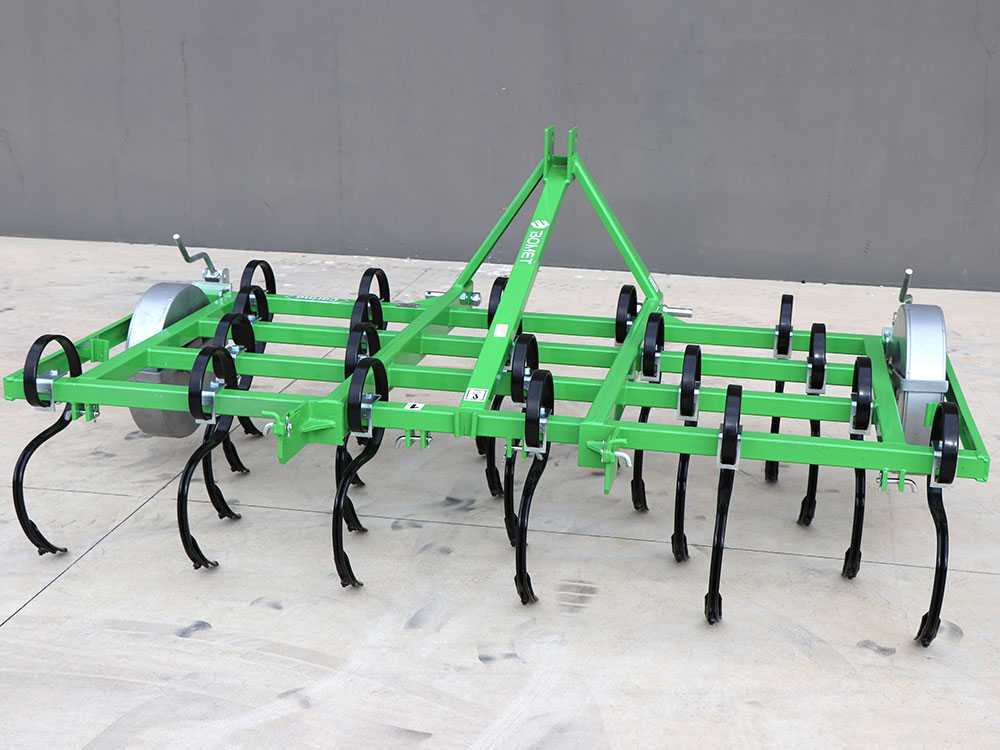 Bomet Carina S cultivator 180 cm, 18 tanden, detail 4
