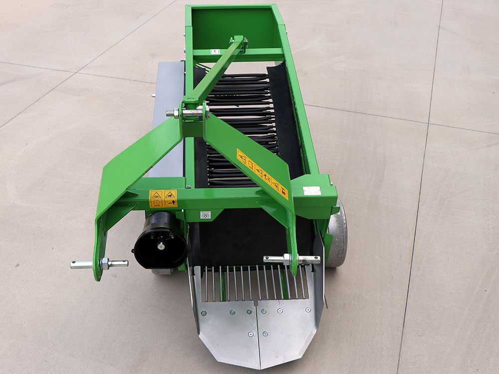 Bomet UPUS aardappelrooier 48 cm, 1 element, rubberen transportband, detail 4