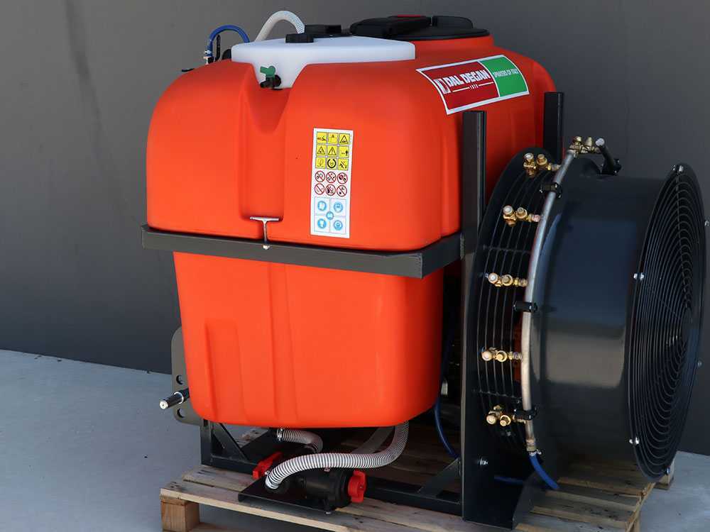 Dal Degan SOFIA EXTRA 400L nevelspuit, 400 liter, pomp APS 71, detail 4