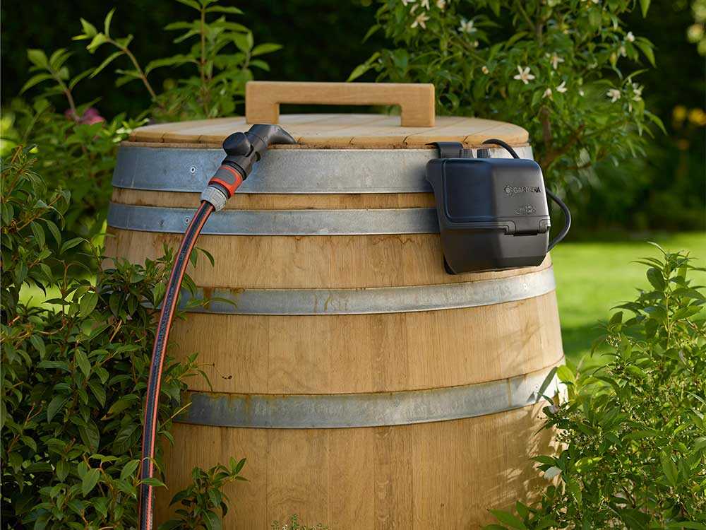 Gardena 2400 Comfort Automatic 18V P4A dompelpomp voor schoon water, 18 V 2,5 Ah, detail 3
