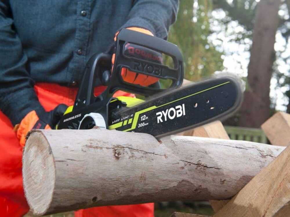 Ryobi BRUSHLESS OCS1830 accu kettingzaag, zwaard 30 cm, 18 V zonder accu, detail 4