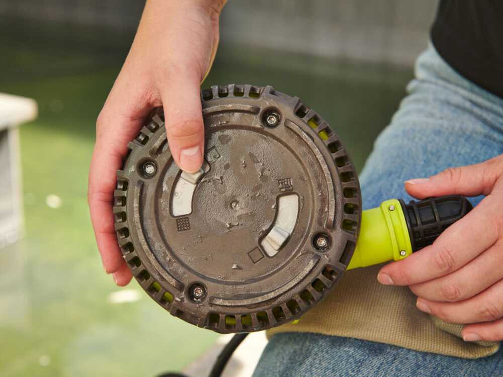 Ryobi RY18SPA-0 18V dompelpomp voor schoon en vuil water, zonder accu, detail 4