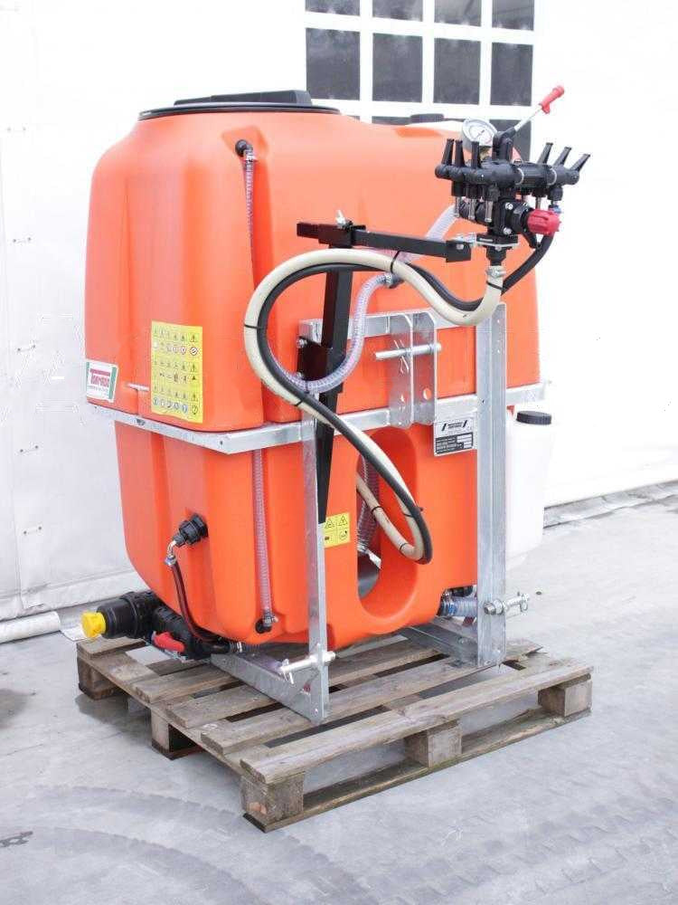 Tornado EMILIA 400/135 onkruidspuit, 400 liter, detail 4