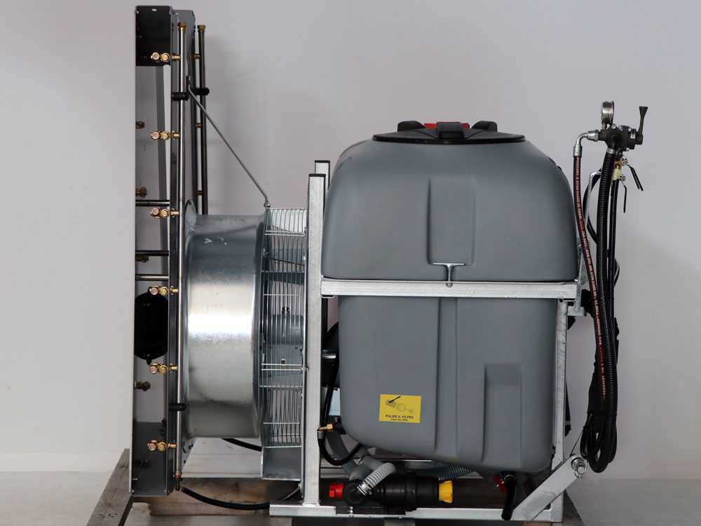 AgriEuro TOP-LINE Gray Tower Reverse 600/70 nevelspuit, 600 liter, pomp AR713, detail 5