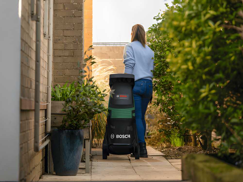 Bosch UniversalShredder accu hakselaar, takken tot 25 mm, 36 V zonder accu, detail 6