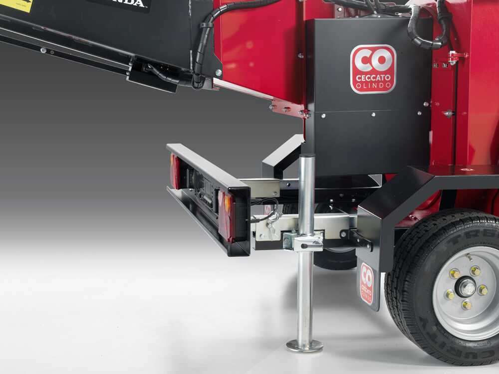 Ceccato Olindo Triton Super Monster benzine hakselaar, takken tot 120 mm, op wielen, detail 6
