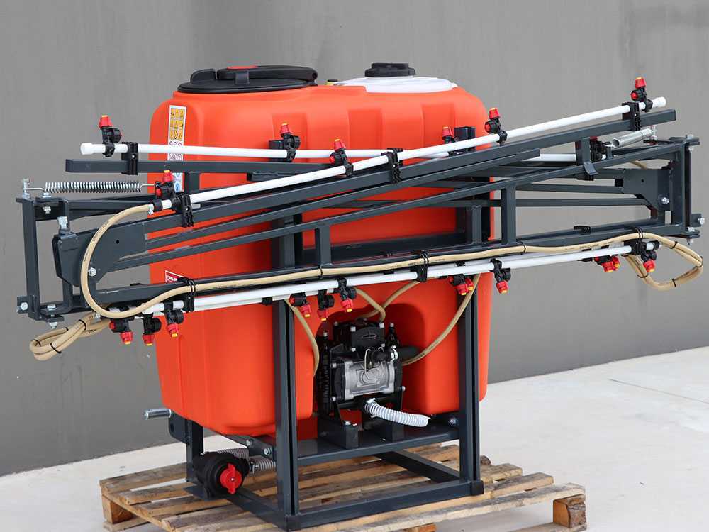 Dal Degan MANDA 300L onkruidspuit, 300 liter, spuitboom 10 m, pomp BP 60K, detail 6