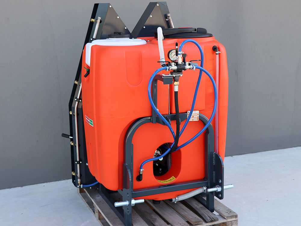 Dal Degan SATURN 300L verticale nevelspuit, 300 liter, pomp APS 51, detail 7