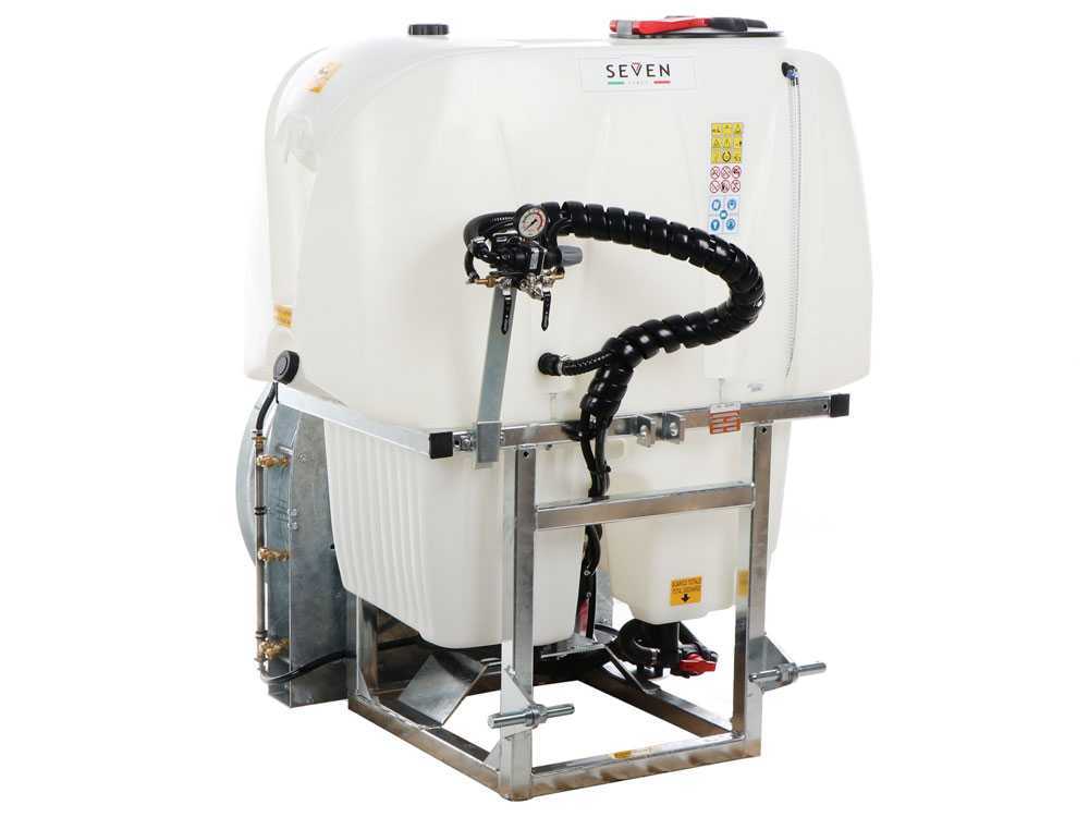 Seven Italy 600 verticale nevelspuit, 600 liter, pomp APS 71, detail 7
