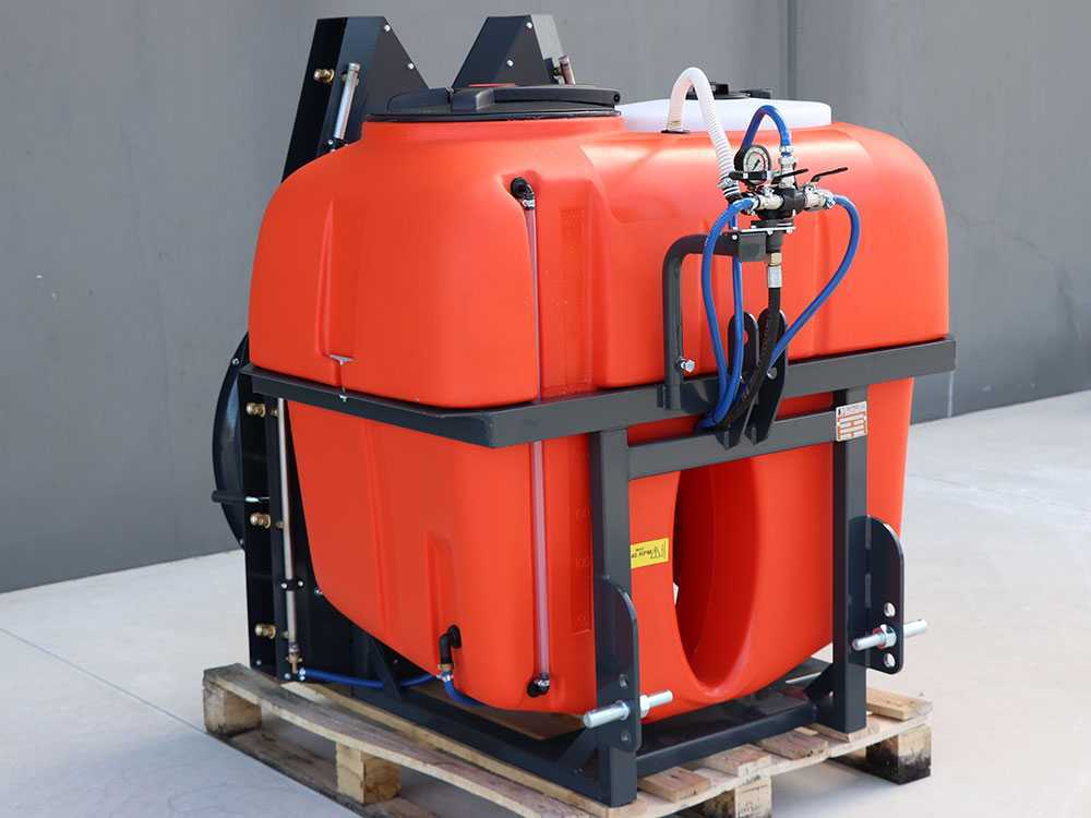 Dal Degan SATURN EXTRA 400L verticale nevelspuit, 400 liter, pomp APS 71, detail 8