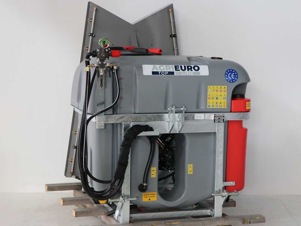 AgriEuro TOP-LINE Gray Tower Reverse 600/70 nevelspuit, 600 liter, pomp AR713, detail 8