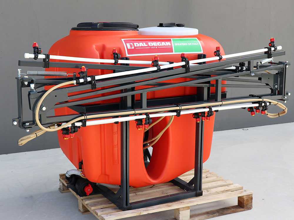 Dal Degan MANDA EXTRA 400 L onkruidspuit, 400 liter, spuitboom 10 m, pomp BP 60K, detail 9