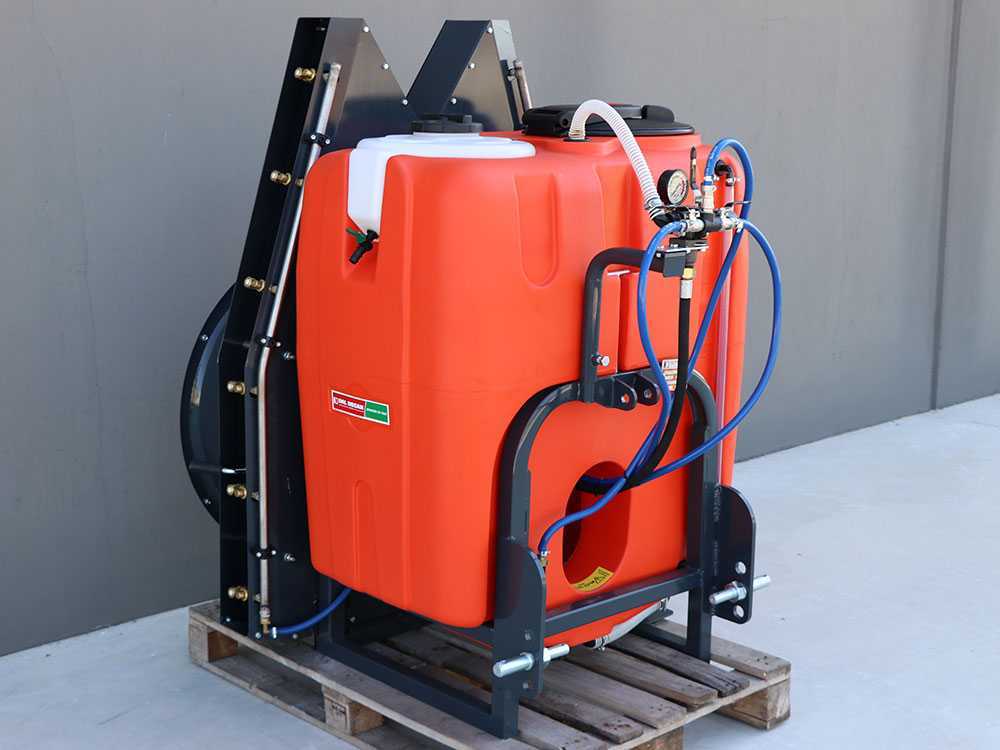Dal Degan SATURN 300L verticale nevelspuit, 300 liter, pomp APS 51, detail 9
