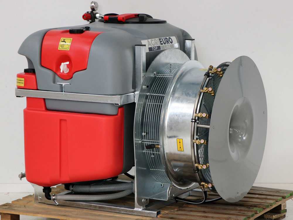 AgriEuro TOP-LINE Gray Reverse 400/70 nevelspuit, 400 liter, pomp AR713, detail 9