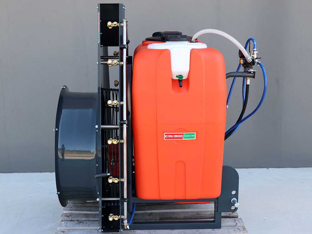 Dal Degan SATURN 300L verticale nevelspuit, 300 liter, pomp APS 51, detail 10