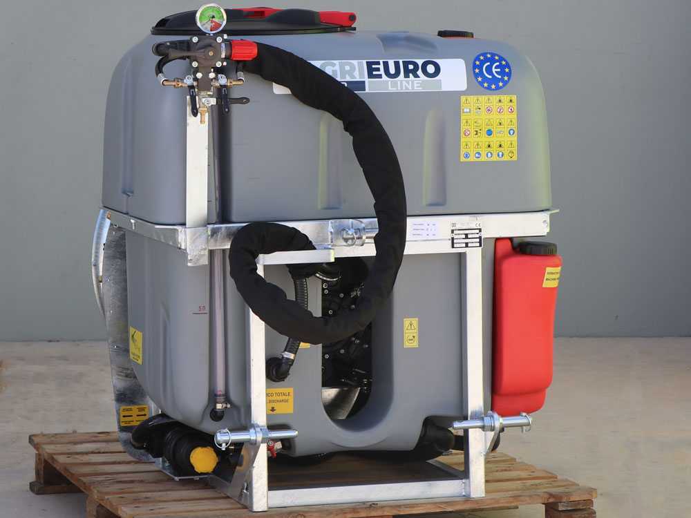 AgriEuro TOP-LINE Gray 300/70 nevelspuit, 300 liter, pomp AR713, detail 11