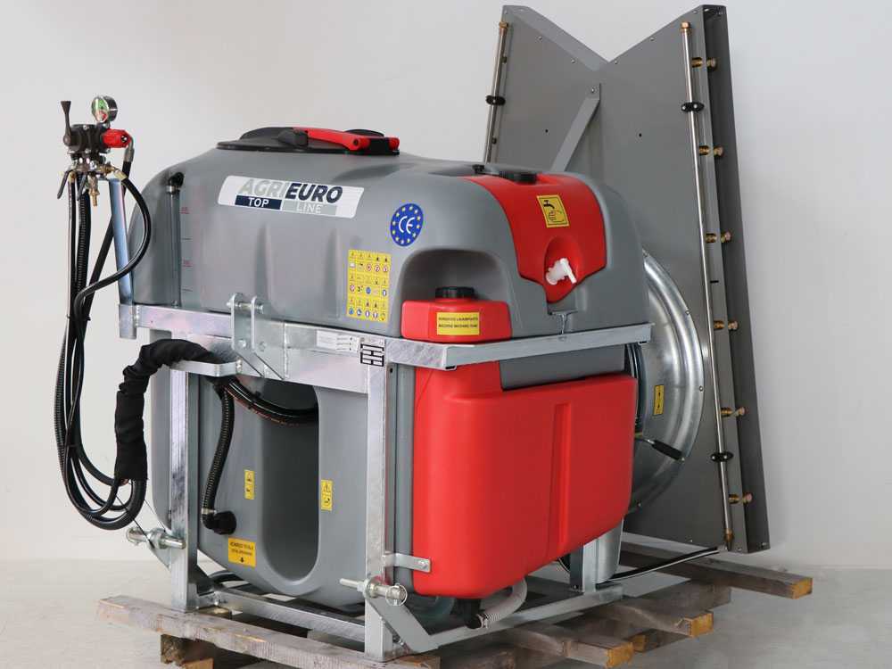 AgriEuro TOP-LINE Gray Tower Reverse 600/70 nevelspuit, 600 liter, pomp AR713, detail 11