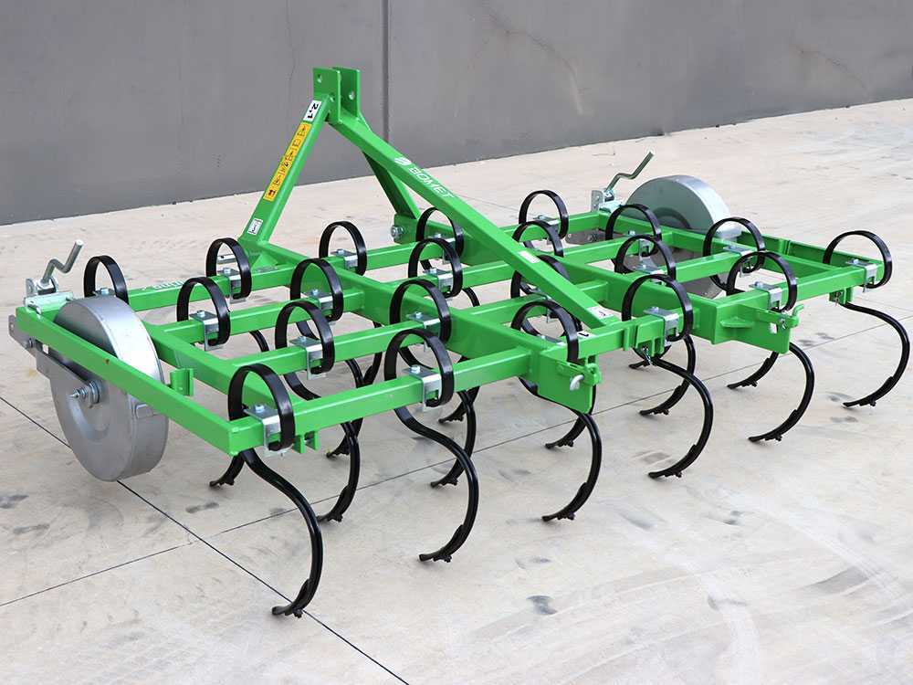 Bomet Carina S cultivator 180 cm, 18 tanden, detail 13