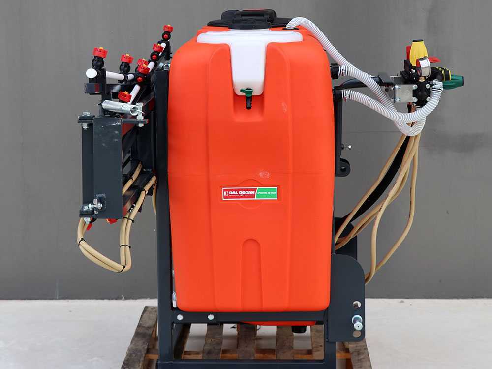Dal Degan MANDA 300L onkruidspuit, 300 liter, spuitboom 10 m, pomp BP 60K, detail 13