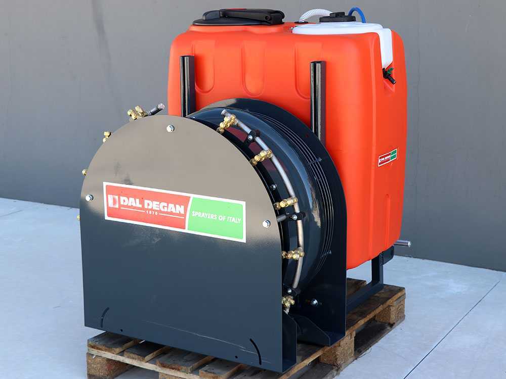 Dal Degan VOLKAN 300L nevelspuit, 300 liter, pomp APS 51, detail 13