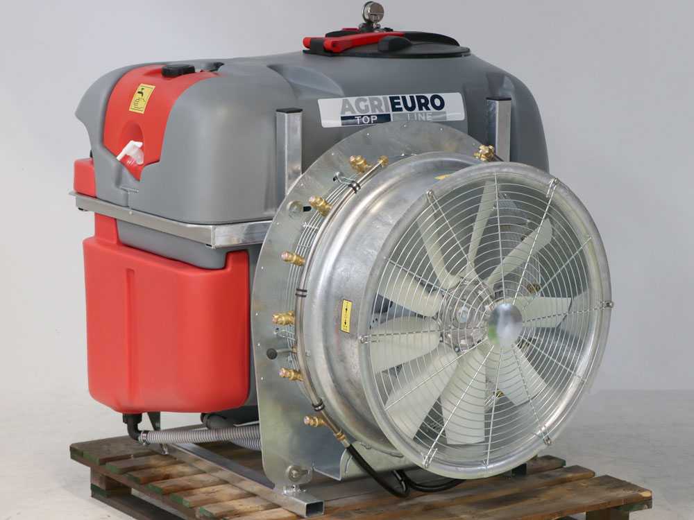 AgriEuro TOP-LINE Gray 600/70 nevelspuit, 600 liter, pomp AR713, detail 13