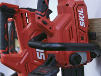 Skil 0534CA accu kettingzaag, zwaard 30 cm, 20 V 2,5 Ah, detail 13