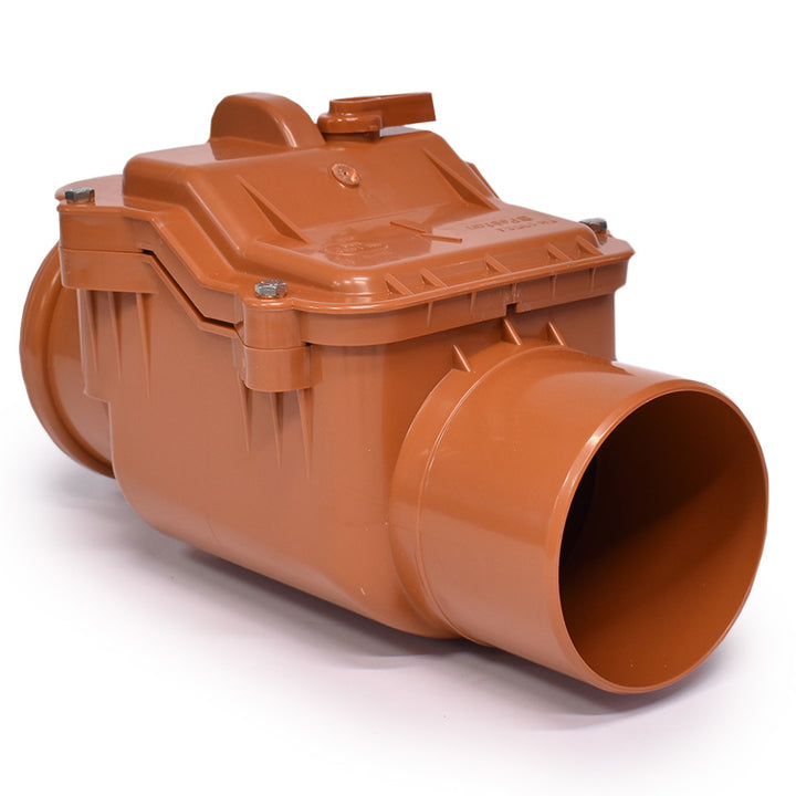 
  PVC Ontstoppingsstukken met terugslagklep, mof x spie, SN4 | Rabe - artikelnummer 140728

