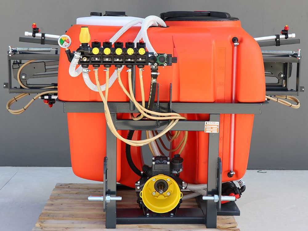 Dal Degan MANDA EXTRA 400 L onkruidspuit, 400 liter, spuitboom 10 m, pomp YP70, detail 14