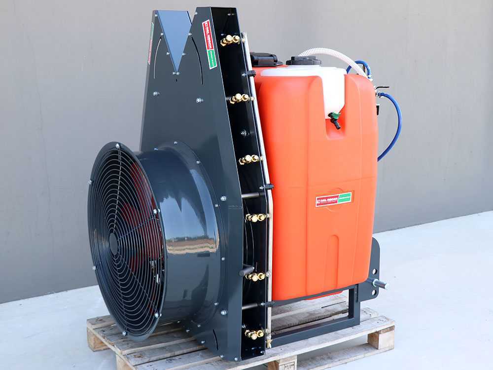 Dal Degan SATURN 300L verticale nevelspuit, 300 liter, pomp APS 51, detail 14