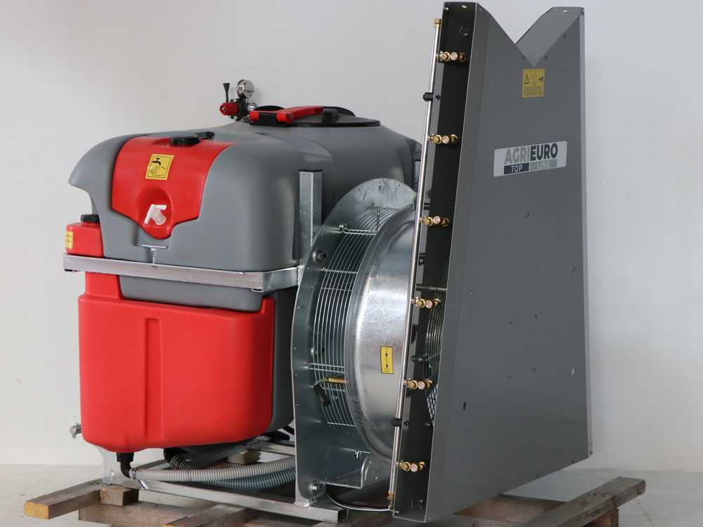 AgriEuro TOP-LINE Gray Tower Reverse 600/70 nevelspuit, 600 liter, pomp AR713, detail 14