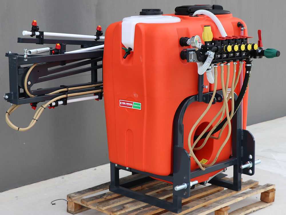 Dal Degan MANDA 300L onkruidspuit, 300 liter, spuitboom 10 m, pomp BP 60K, detail 15