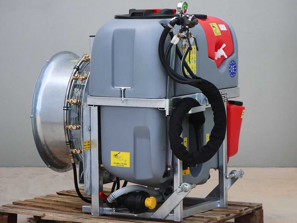 AgriEuro TOP-LINE Gray 200/60 nevelspuit, 200 liter, pomp AR503, detail 16